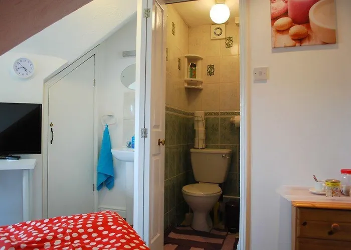 Clift Бристоль