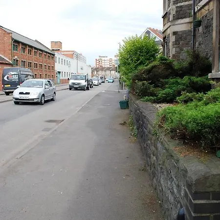 Clift Pensionat Bristol