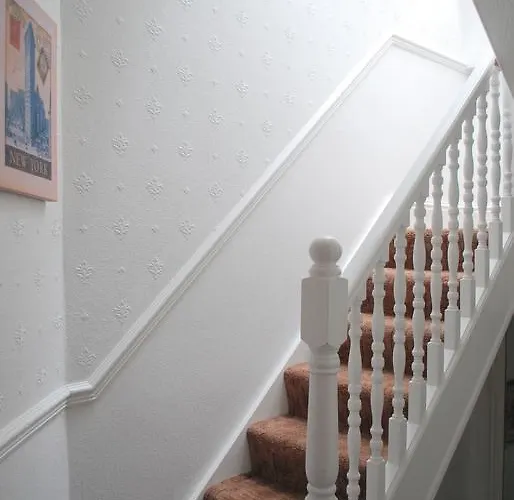 Clift Guest house 3*