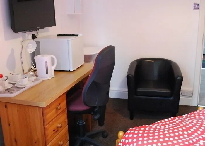 Clift Guest house 3*